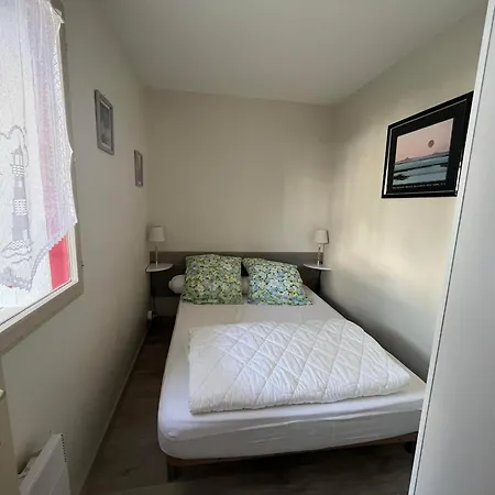 Apartamento Rez-de-jardin 2 Pieces Avec Piscine Pres De La Gare - Fr-1-843-41 Le Croisic